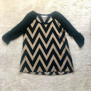 Chevron top